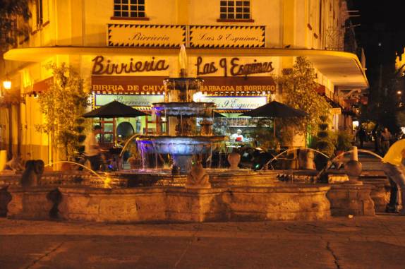 Famosa Birrieria no centro de Guadalajara, no México